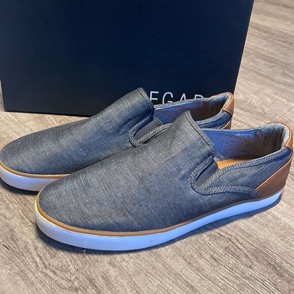 Pegabo Figolla Chambray Slip-on Sneakers - Picture 2 of 5